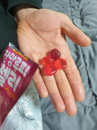[팔도] 잔망루피젤리 믹스베리맛 42g 8개 — 5점을 준 리뷰어가 2022년 3월 올린 사용 사진