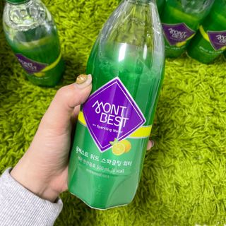 몽베스트 Montbest with Sparkling water Lemon OR Lime 20병(랜덤) — 5점을 준 리뷰어가 2021년 10월 올린 사용 사진