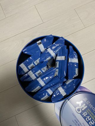 서울약사신협_프로바이오생유산균_2.5G x 100포 — 4.5점을 준 리뷰어가 2021년 3월 올린 사용 사진