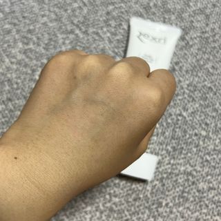 렉스리 데일리 톤업 크림 Rexri Daily Tone Up Cream — 4.5점을 준 리뷰어가 2022년 8월 올린 사용 사진