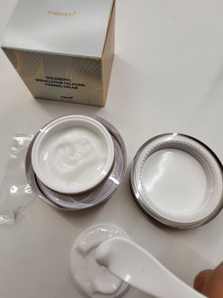 피부미 골드베릴 미라클페어 세레이징 퍼밍 크림 50ml — 5점을 준 리뷰어가 2021년 9월 올린 사용 사진