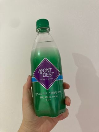 몽베스트 Montbest with Sparkling water Plain 20병 — 5점을 준 리뷰어가 2022년 8월 올린 사용 사진