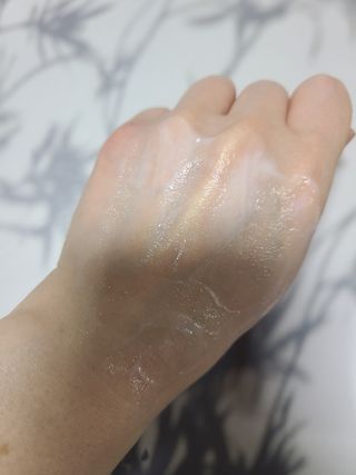카프리나 산양밀크 모이스춰라이징 바디로션 350ml(라벤더향) — 5점을 준 리뷰어가 2023년 5월 올린 사용 사진