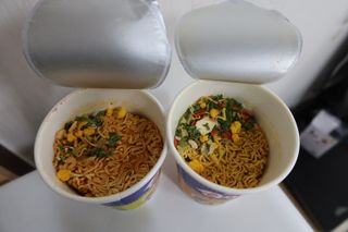 NISSIN 닛신 컵누들  4종 - 씨푸드오리지날, 씨푸드 스파이시, 씨푸드 커리, 씨푸드 XO소스 — 5점을 준 리뷰어가 2021년 12월 올린 사용 사진