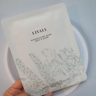 리브얼 | LIVALL 바이오셀룰로오스 마스크 레스트 앤 글로우 33ml  x 3개입 — 5점을 준 리뷰어가 2022년 6월 올린 사용 사진