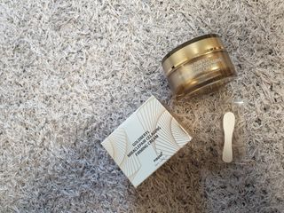 피부미 골드베릴 미라클페어 세레이징 퍼밍 크림 50ml — 5점을 준 리뷰어가 2021년 9월 올린 사용 사진