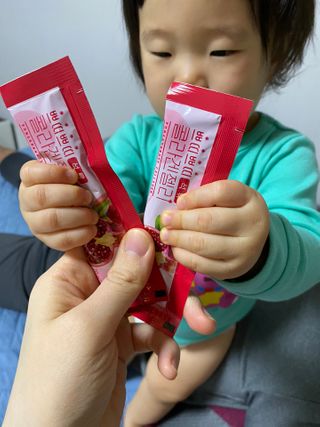 헬스업_쁘띠쁘띠석류콜라겐젤리_20g x 14포 — 5점을 준 리뷰어가 2021년 1월 올린 사용 사진