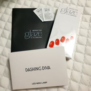 데싱디바 글레이즈 젤네일 크레이지 레드 가을 컬렉션_4종 중 택 1 — 5점을 준 리뷰어가 2021년 9월 올린 사용 사진