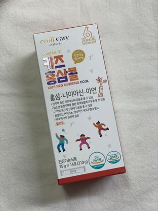 베거스코리아 [콜리케어] 키즈 홍삼콜리 딸기맛 14포 — 5점을 준 리뷰어가 2021년 10월 올린 사용 사진