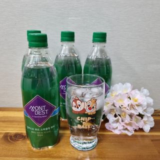 몽베스트 Montbest with Sparkling water Plain 20병 — 5점을 준 리뷰어가 2021년 11월 올린 사용 사진