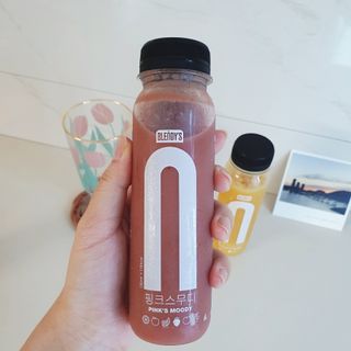 BLENDY'S 핑크 스무디+블론디 스무디 — 4.5점을 준 리뷰어가 2021년 9월 올린 사용 사진