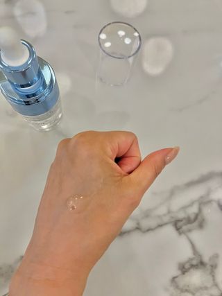 나우 [리브엠] 화해 1등 수분앰플 , 엑소코어 워터풀 텐션 앰플 — 5점을 준 리뷰어가 2023년 8월 올린 사용 사진
