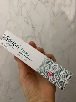 건선/아토/습진/민감성 피부 천연보습진정크림 소리온 크림 & 센시티브 크림 50g — 5점을 준 리뷰어가 2022년 3월 올린 사용 사진