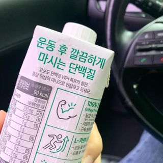 셀렉스스포츠 셀렉스 스포츠 웨이 프로틴 복숭아_ 330ml x 12팩 — 5점을 준 리뷰어가 2021년 10월 올린 사용 사진