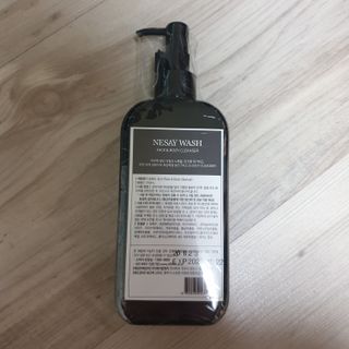 NESAY 네세이 올인원 트러블 워시 250mL — 3.5점을 준 리뷰어가 2021년 5월 올린 사용 사진
