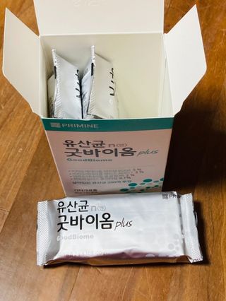 프리마인 유산균 국가지정연구소 선정, 살아있는 생유산균 200억 마리의 힘. 유산균n굿바이옴플러스 — 5점을 준 리뷰어가 2022년 4월 올린 사용 사진