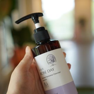 라라로즈데이 시즌2 여성청결제 200ml 아로마 페미민 클렌저, 독일더마인증 — 5점을 준 리뷰어가 2021년 8월 올린 사용 사진