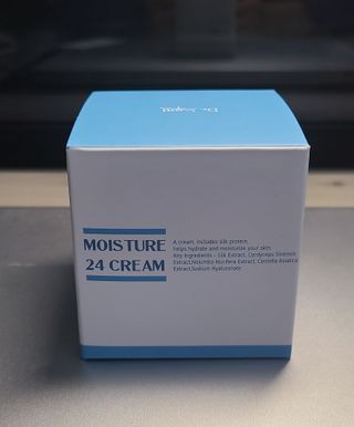 Dr.느루벗 느루벗 모이스쳐 24 크림 — 5점을 준 리뷰어가 2021년 3월 올린 사용 사진