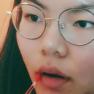 [블랙루즈]하프앤하프틴트 10종 中 벨벳5종 OR 글로우5종 중 택1 — 4.5점을 준 리뷰어가 2021년 3월 올린 사용 사진