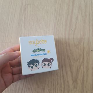 소이베베X신비아파트 모이스쳐 선팩트 SPF50+ PA+++ — 5점을 준 리뷰어가 2023년 4월 올린 사용 사진