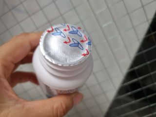 프리마인 홍삼의 강력한 에너지, 이제는 흡수율을 높인 최첨단 캡슐로 간편하게 초고속 충전하세요. — 5점을 준 리뷰어가 2022년 8월 올린 사용 사진