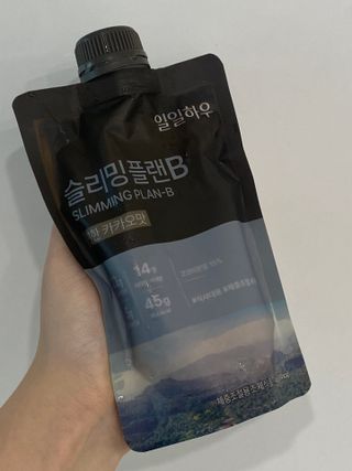 일일하우 슬리밍 플랜B 고소한 귀리맛, 진한 카카오맛 (체중조절식) — 4점을 준 리뷰어가 2023년 7월 올린 사용 사진