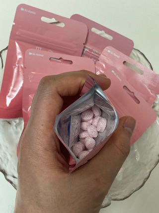 입 냄새 완화에 도움을 주는 에티켓 캔디 복숭아맛 앳캔디 — 5점을 준 리뷰어가 2020년 12월 올린 사용 사진