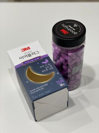 3M 소음방지 수면 귀마개 굿나잇 이어플러그 오렌지/퍼플 50쌍 — 5점을 준 리뷰어가 2023년 7월 올린 사용 사진