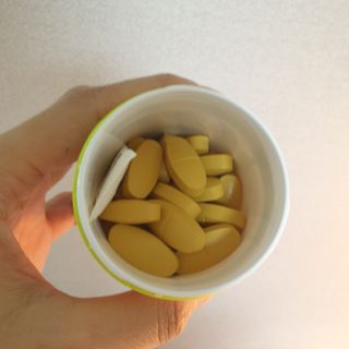 Swisse 스위스 고함량 밀크씨슬 35,000mg 60정 — 5점을 준 리뷰어가 2021년 11월 올린 사용 사진