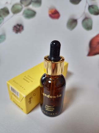 스킨큐어 산다화 비타민c 화이트닝 에센스 30ml — 5점을 준 리뷰어가 2023년 10월 올린 사용 사진