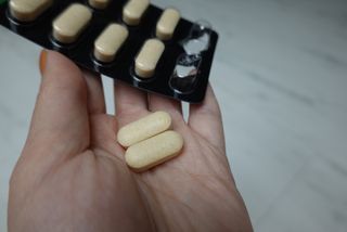 닥터안스 관절케어플러스 60정 1개월분 — 5점을 준 리뷰어가 2022년 11월 올린 사용 사진
