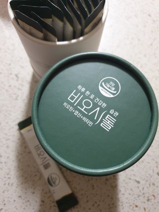 모힐바이오 비오시톨 - 하루 한 포 관리하는 건강한 습관 — 5점을 준 리뷰어가 2022년 2월 올린 사용 사진