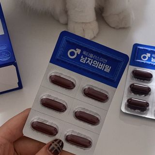 체인미 쏘팔. 옥타플러스아연 남자의비밀 1,000mg x 30캡슐 — 5점을 준 리뷰어가 2021년 12월 올린 사용 사진