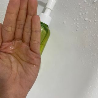 스킨큐어 산다화 순한 클렌징 동백 오일 200ml — 5점을 준 리뷰어가 2023년 3월 올린 사용 사진