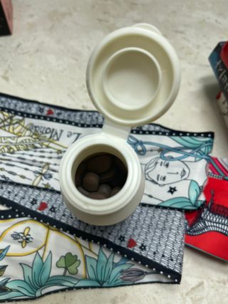 닥터피엔티 [Dr.PNT] 하루 2알로 건강한 다이어트! 한겨울에도 체지방만 쏙~ 슬림핏 다이어트 — 5점을 준 리뷰어가 2023년 2월 올린 사용 사진
