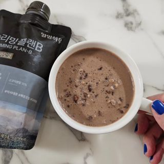 일일하우 슬리밍 플랜B 고소한 귀리맛, 진한 카카오맛 (체중조절식) — 5점을 준 리뷰어가 2023년 5월 올린 사용 사진