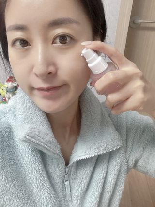 산다화 더블 이펙트 안티 링클 세럼 50ml — 5점을 준 리뷰어가 2022년 12월 올린 사용 사진