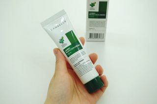 랑벨 랑바이오 블랙 시카 크림 50ml(블랙비 프로폴리스, 시카 4종, 판테놀 10 함유) — 5점을 준 리뷰어가 2022년 4월 올린 사용 사진