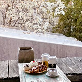 카페 더달달 [더달달 역삼점] 빙수 or 와플 or 팬케이크 택1 + 쇼콜라 택1 + 음료2 — 5점을 준 리뷰어가 2021년 3월 올린 사용 사진