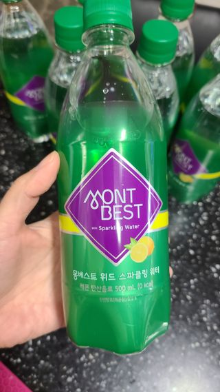 몽베스트 Montbest with Sparkling water Lemon OR Lime 20병(랜덤) — 5점을 준 리뷰어가 2021년 10월 올린 사용 사진