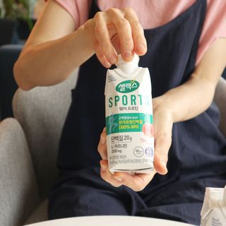 셀렉스스포츠 셀렉스 스포츠 웨이 프로틴 복숭아_ 330ml x 12팩 — 5점을 준 리뷰어가 2021년 8월 올린 사용 사진
