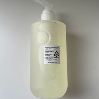 에일리언오더즈 센티드 핸드 앤 바디 워시 290ml (3종 택1) — 4점을 준 리뷰어가 2023년 8월 올린 사용 사진