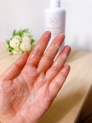 프리[닥터문] 유산균 락토케어 질경초 여성청결제 1000ml (젤타입) — 5점을 준 리뷰어가 2022년 6월 올린 사용 사진