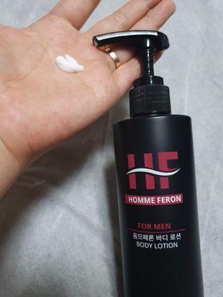 웰피아생활건강 웰피아 올인원 남성화장품 옴므페론 — 5점을 준 리뷰어가 2023년 5월 올린 사용 사진