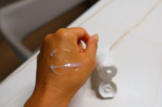 유이크 바이옴 레미디 수딩크림 (50ml) — 5점을 준 리뷰어가 2022년 7월 올린 사용 사진