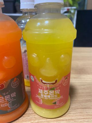탐라원 제주의 맛, 몬딱주스 4종세트 - 한라봉몬딱주스, 천혜향몬딱주스, 청귤에이드, 당근몬딱주스 — 5점을 준 리뷰어가 2021년 10월 올린 사용 사진