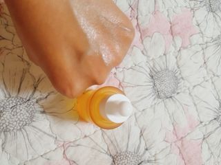 체르엠 스템앤셀 비타민 브라이트닝 에센스 30ml 1개 — 5점을 준 리뷰어가 2021년 10월 올린 사용 사진