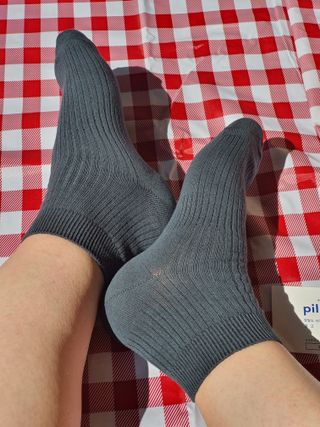 [사이즈가 있는 양말 필로이] 남/여 골지 발목 양말 4족 세트 남【S, M, L, XL】여【S, M, L】_컬러 랜덤 — 5점을 준 리뷰어가 2022년 6월 올린 사용 사진