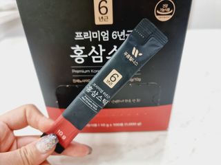 [푸름웰니스] 프리미엄 6년근 홍삼스틱 3mg x 100포 — 5점을 준 리뷰어가 2022년 3월 올린 사용 사진
