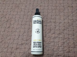 다슈코리아 다슈 포 맨 프리미엄 메가 홀드 슈퍼 스프레이 250ml — 5점을 준 리뷰어가 2021년 6월 올린 사용 사진